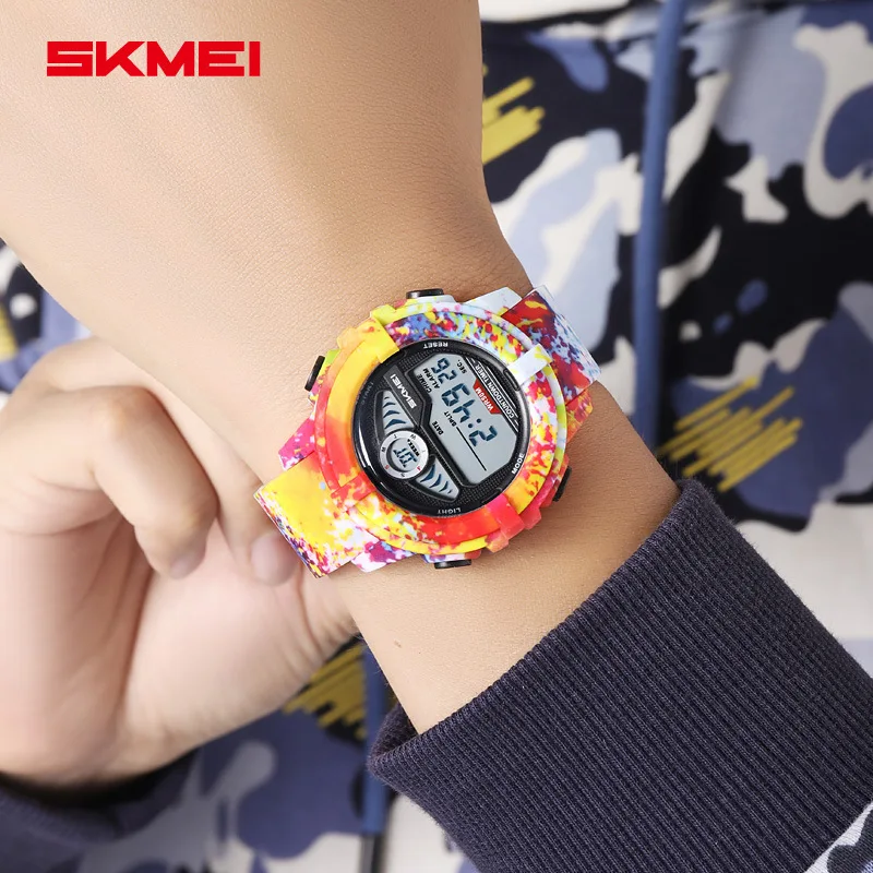 SkmeiOrologio elettronico multifunzionale da uomo Sport all'aria aperta Orologio da uomo impermeabile Orologio da studente luminoso alla moda
