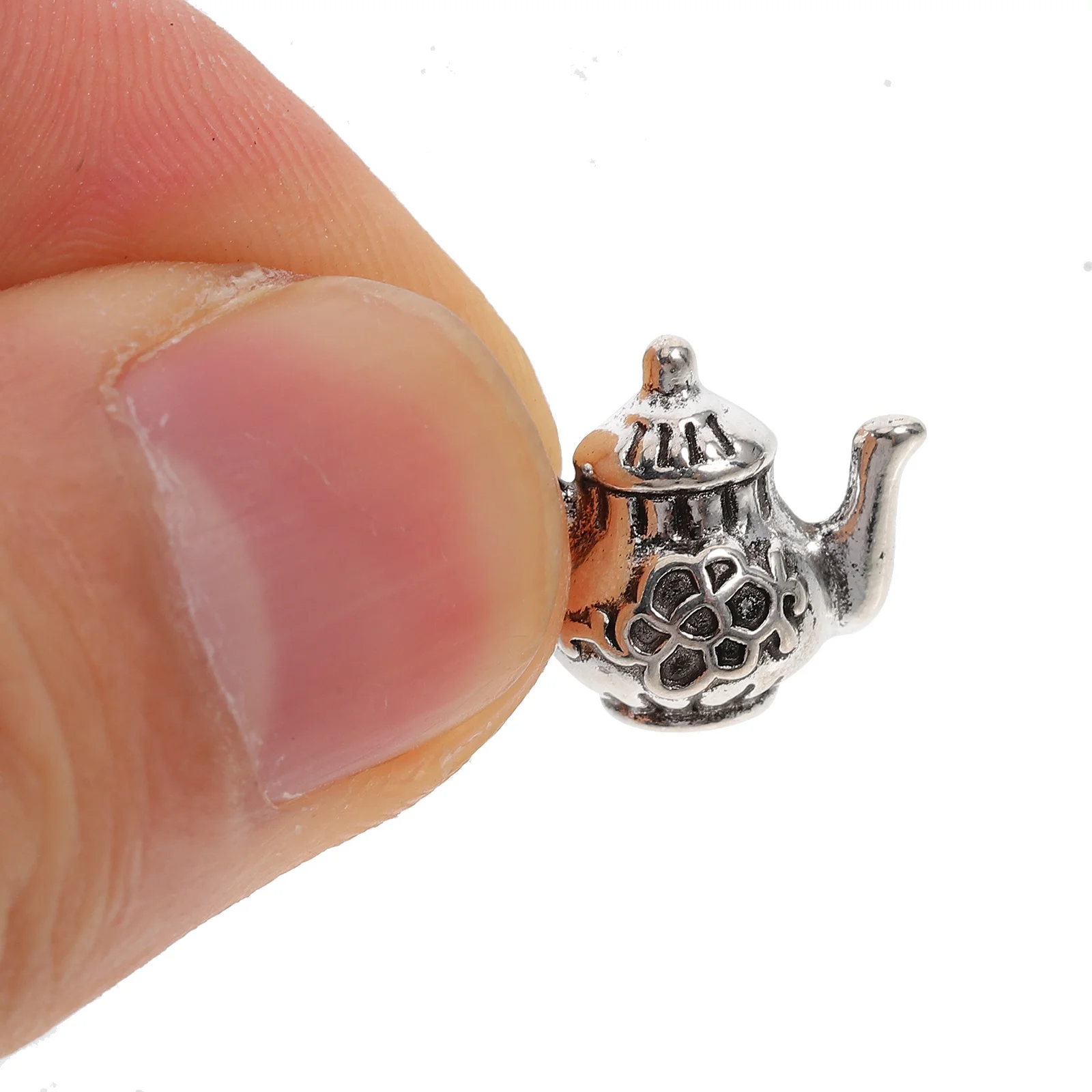 

1Set Mini Metal Teapot for Miniature Kitchen Set Vintage Design Safe Reusable Mini Teacups for Role Pretend Play