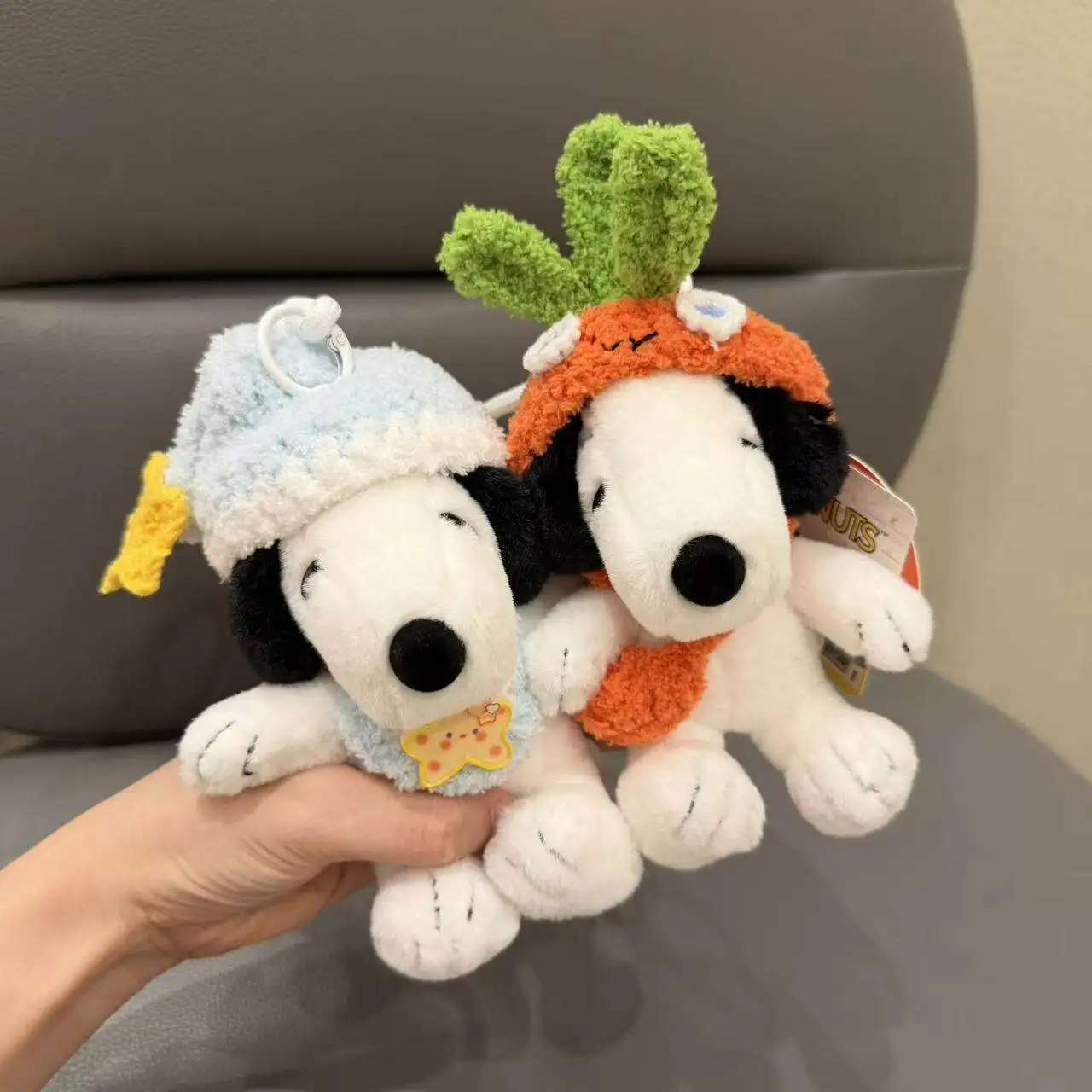 

Genuine carrot snoopy plush bag pendant Bag charm pilot cute doll pendant christmas High quality gift for girl