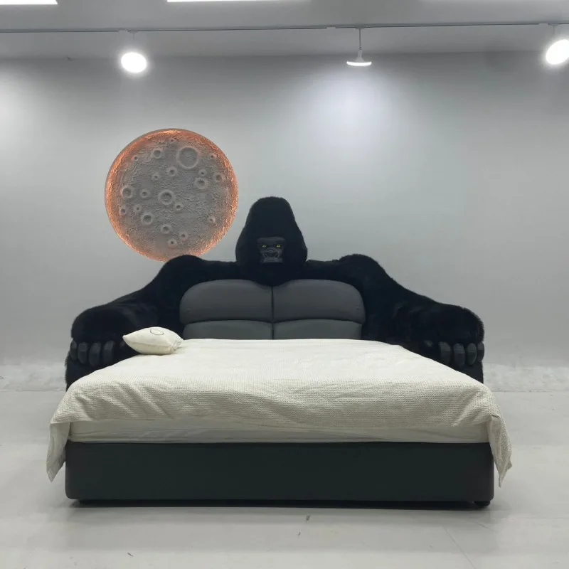 

Bedroom furniture two-dimensional monster bed creative size apartment type leather plush bed Internet celebrity