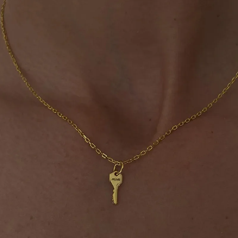 Mom dad letter key pendant necklaces stainless steel necklaces for women simple minimalist stainless steel jewelry new in 2024