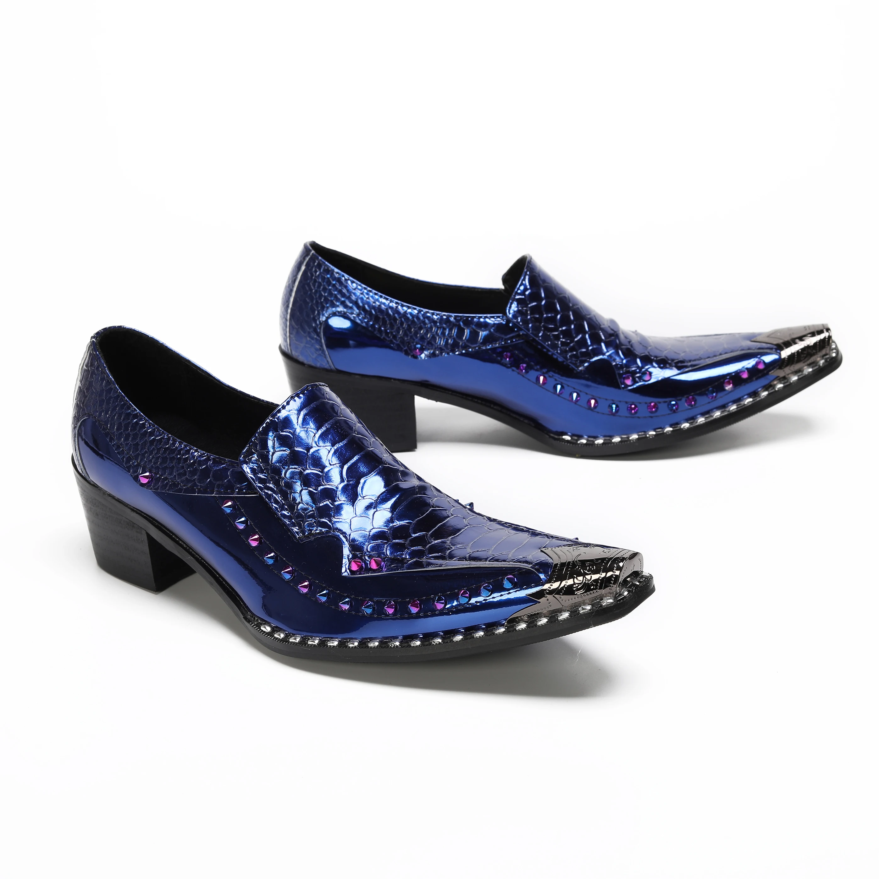 

Fashion Blue Rivets Real Leather Men Shoes Big Size Metal Pointed Toe Business Brogue Shoes Male Night Club Party Dress Shoes