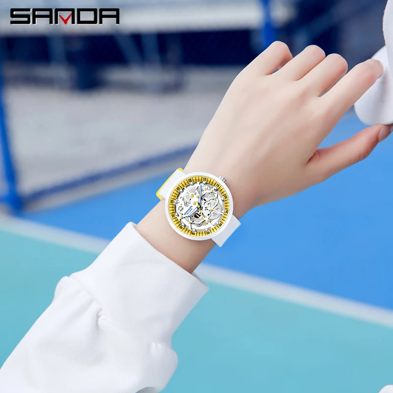 SANDA 3215 تصميم جديد آخر صيحات الموضة Reloj للرجال لينة سيليكون حزام 50 متر مقاوم للماء مع حركة كوارتز اليابانية ساعات المعصم