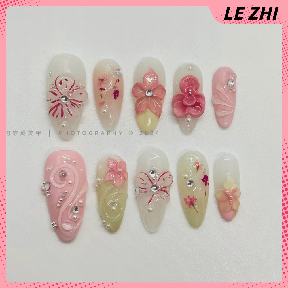 10 stuks 3D bloemen serie handgemaakte pers op nagels Spice Girl cartoon vlinder diamant parel draagbaar volledige dekking kunstnagels