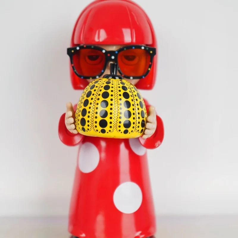 30cm figurka projektanta Yayoi Kusama abstrakcyjna rzeźba artystka dyni w kropki z falą