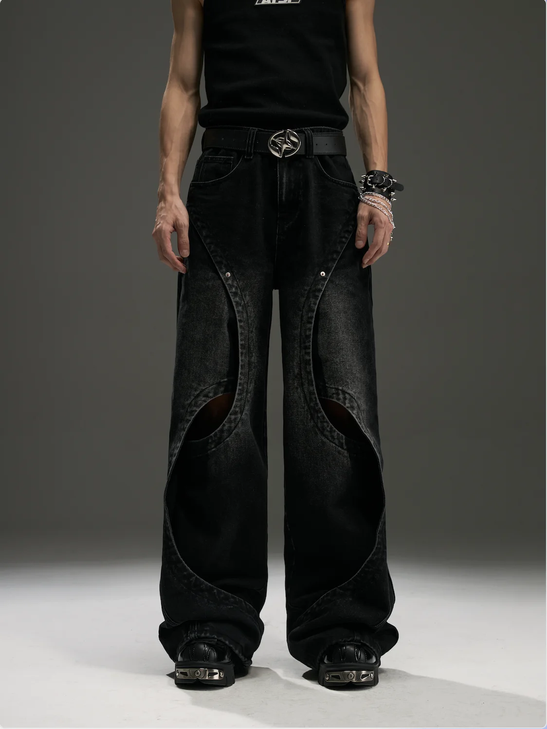 

Special-Interest Design Retro Washed Distressed Cat Beard Hollow Jeans Loose Straight Trousers