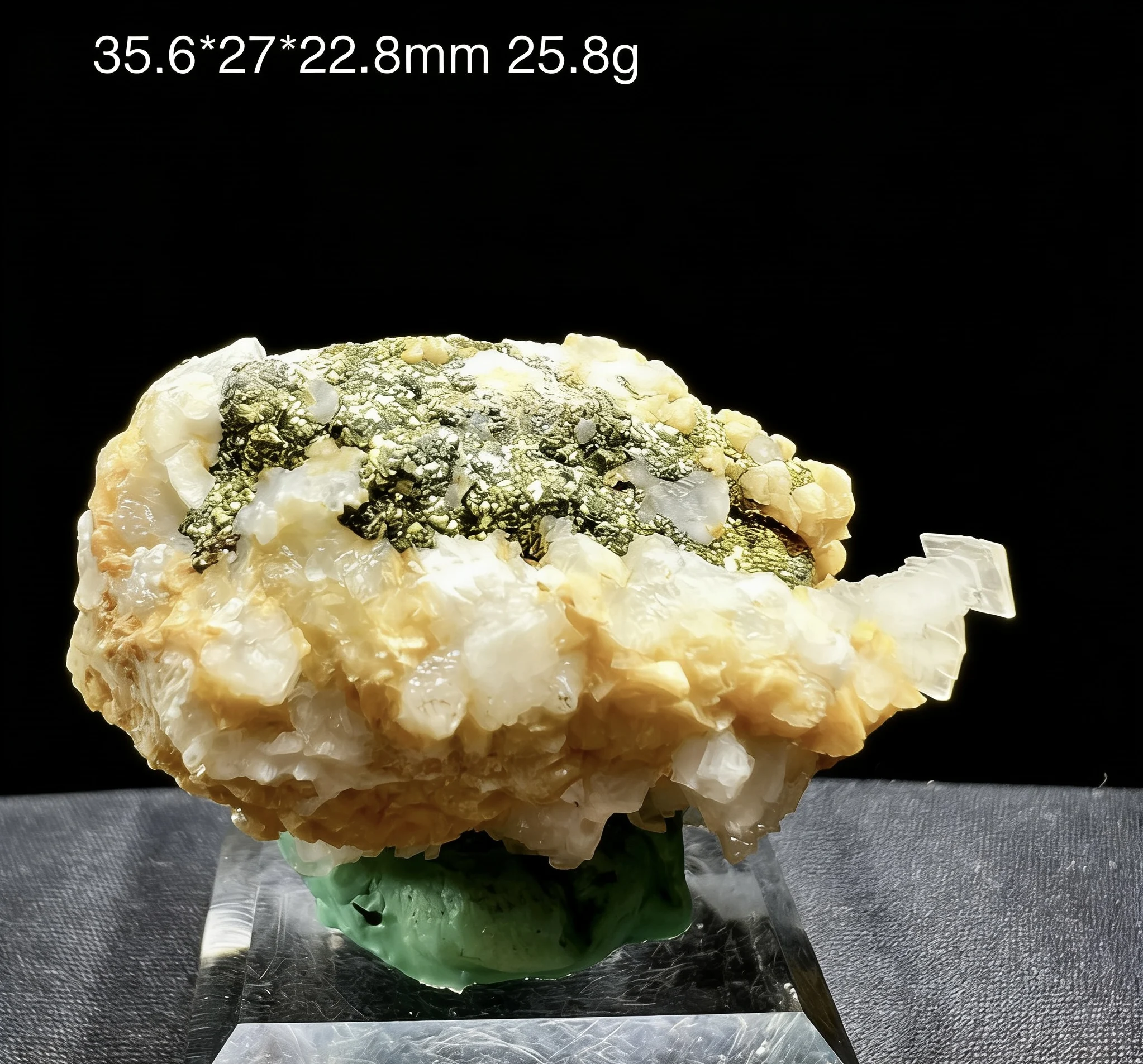 natural rare dolomite and calcite coexisting mineral raw stone crystal specimen for appreciation, collection and display.