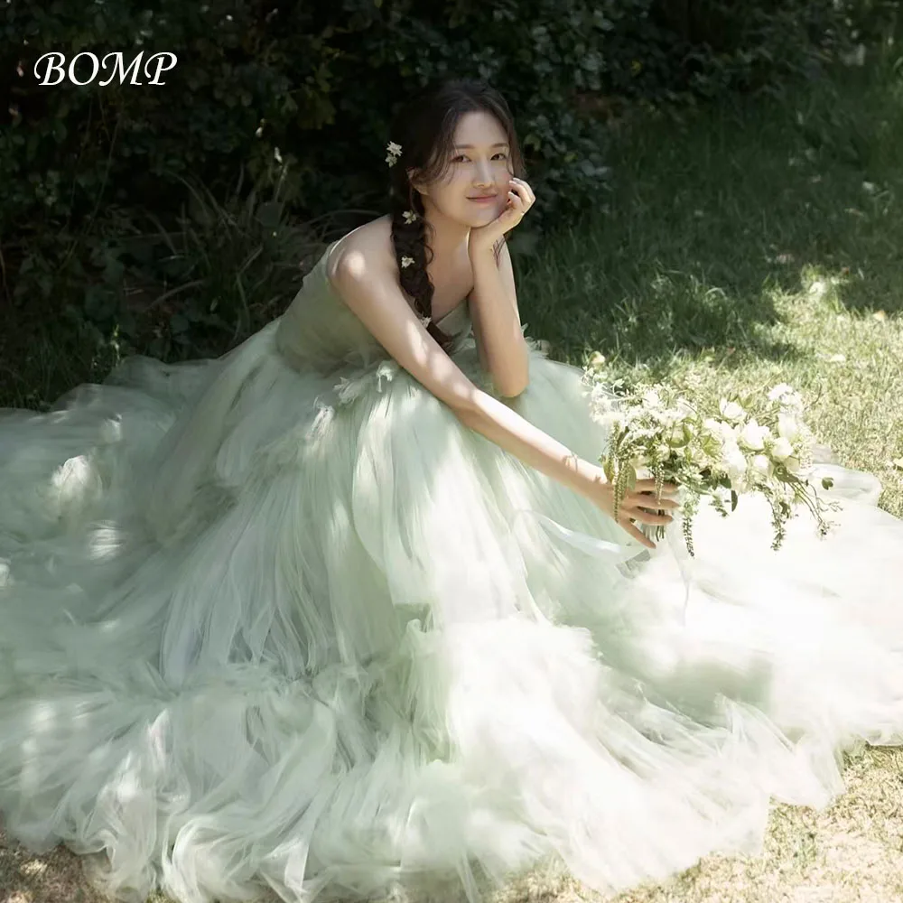 BOMP Fata Verde Abito da cerimonia nuziale Sweetheart Drappeggiato Sweep Train A-Line Tulle Corea Servizio fotografico Abito da sposa Personalizzato Dende