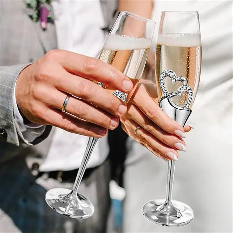 

Wedding Champagne Glasses Hearts Inside Golden Toasting Flute Wine Glass Goblet Party Lover Anniversary Valentine's Day Gifts
