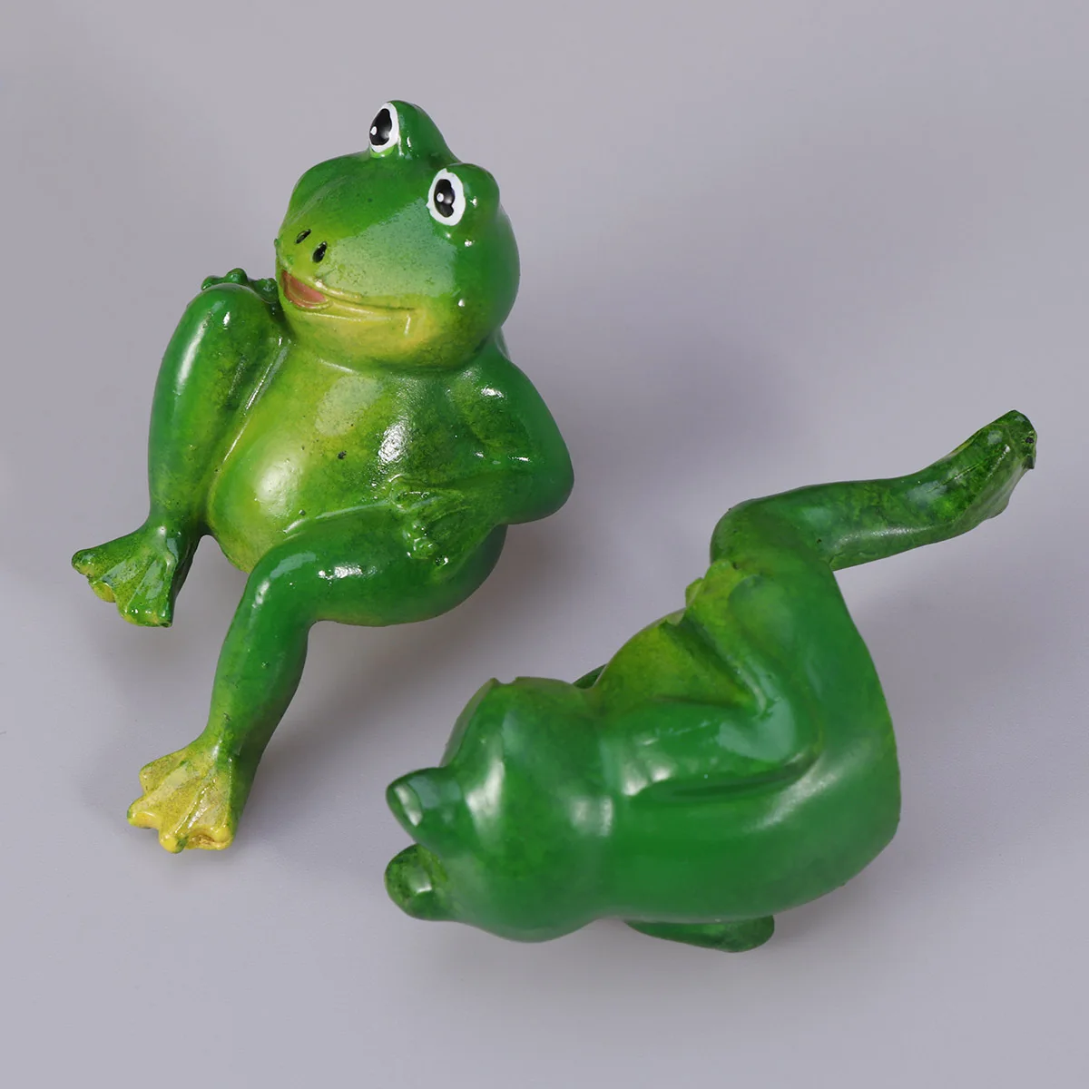 

2Pcs Frog Animal Miniature Resin Cave House Garden Decoration Fairy Garden Craft Supplies Animal Miniature Resin