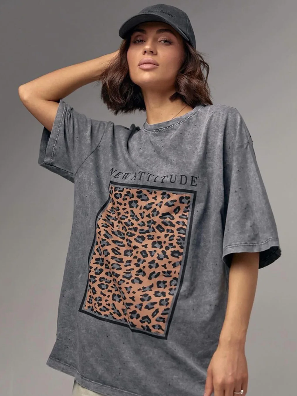 2025 new casual versatile 100% heavyweight cotton short-sleeved t-shirt female washed black do old retro American ins loose top image 3