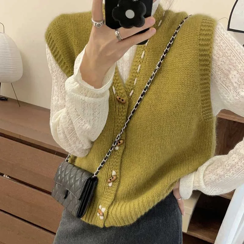 Gagarich Temperament Solid Knitted Vest Cardigan Women Autumn New Shoulder Cover Layered Top Forest Style Tank Top