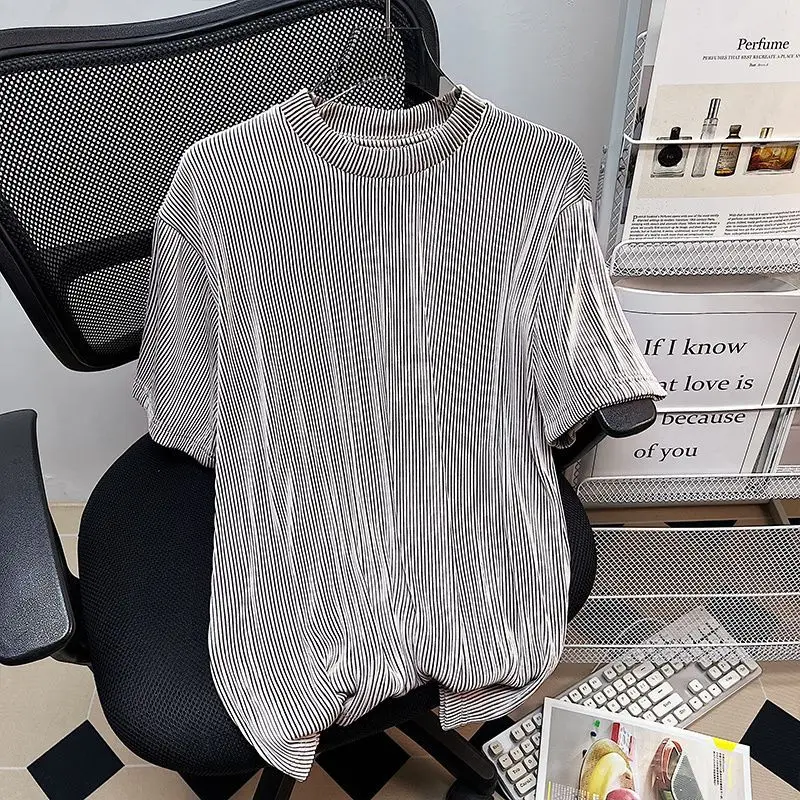

Ice Silk Men's T-Shirt Short-Sleeved Loose Fit round Neck Casual Summer Design Cool Sensation Versatile Hanging Dry Comfortable