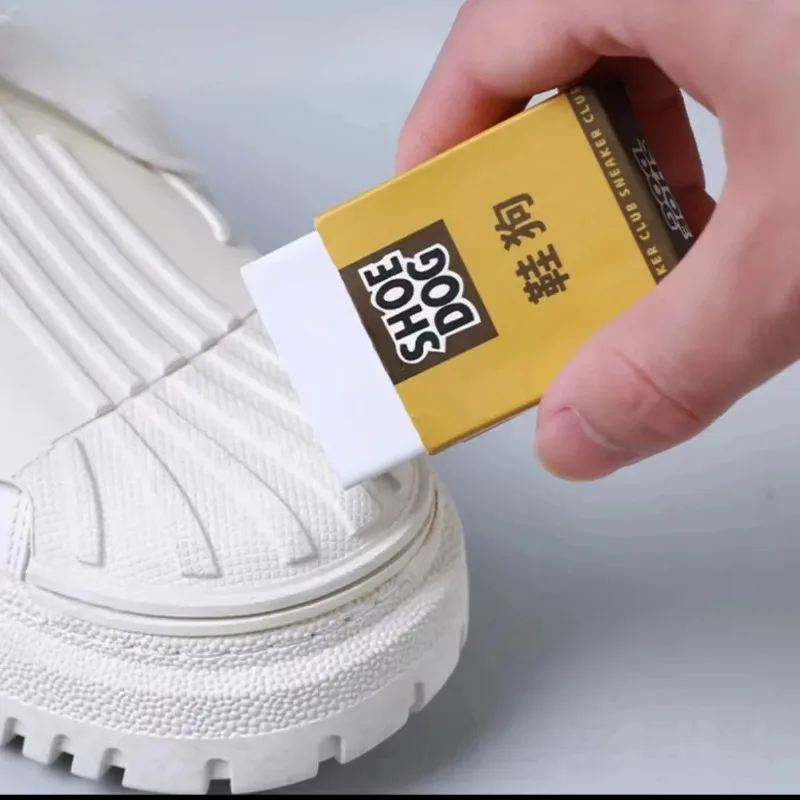 Gomme Nettoyante pour Chaussures - Revitalisez vos baskets avec cette brosse à chaussures sans eau pour l'élimination des taches et l'entretien