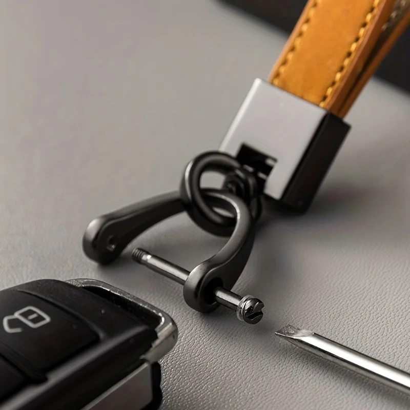 1 سلسلة مفاتيح سيارة أنيقة ومتينة مع ملحقات مفاتيح اختيارية متعددة، جلد مقلد، سلسلة مفاتيح بلون موحد، سهلة الاستخدام #5