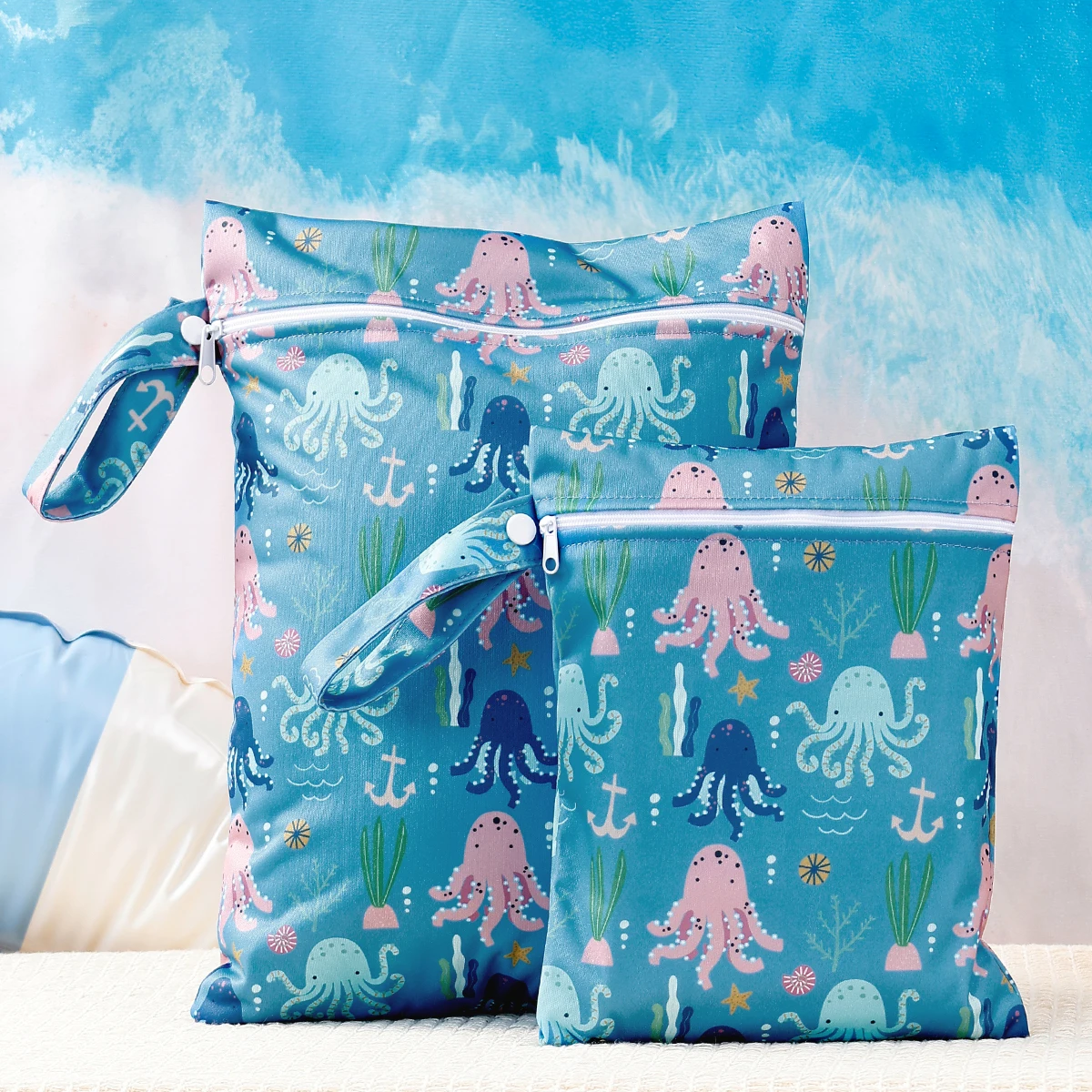 مجموعة حقائب حفاضات HappyFlute مكونة من قطعتين مقاس S+M مقاومة للماء مع حقيبة طلاء مضادة للميكروبات لمكياج الأطفال والسفر