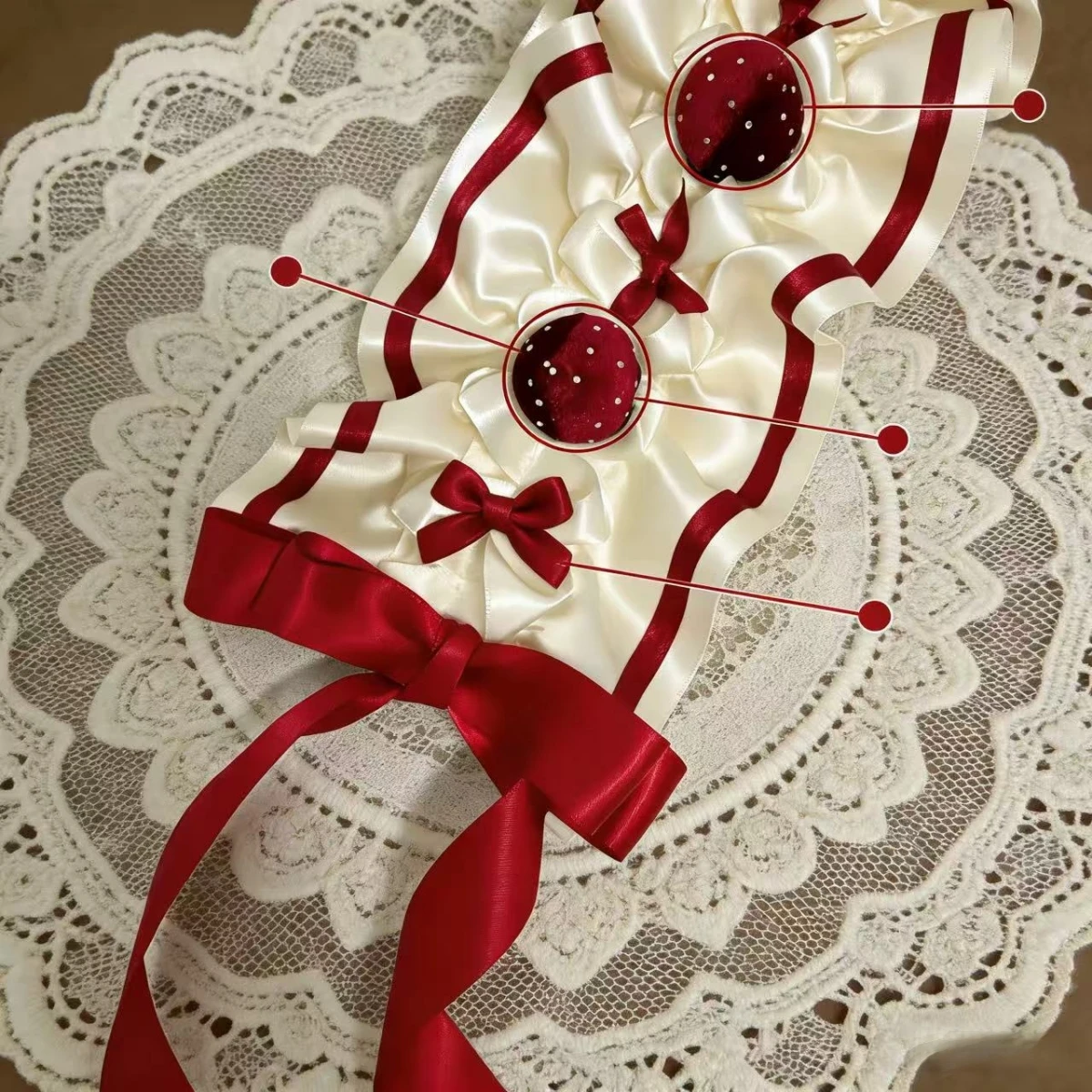 Kawaii süßes japanisches Subkultur-Lolita-Haarband, weinroter Erdbeer-Kuchen-Schleifen-Haarreif, handgefertigtes Haarband-Accessoire für Damen und Mädchen – Detail 2