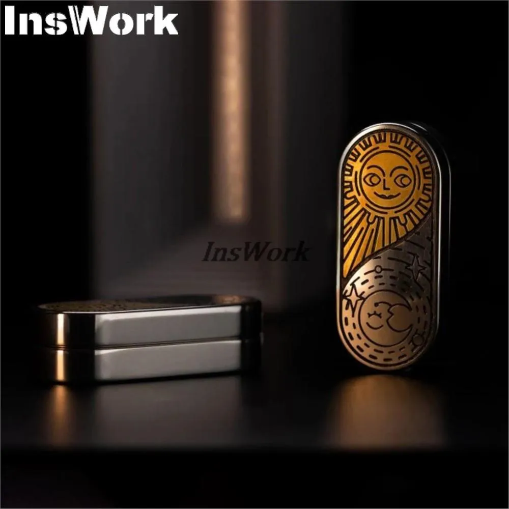 الأسهم LGEDC محفورة الشمس والقمر دفع المنزلق المعادن فيجيت المنزلق المغناطيسي اللعب الإجهاد اللعب