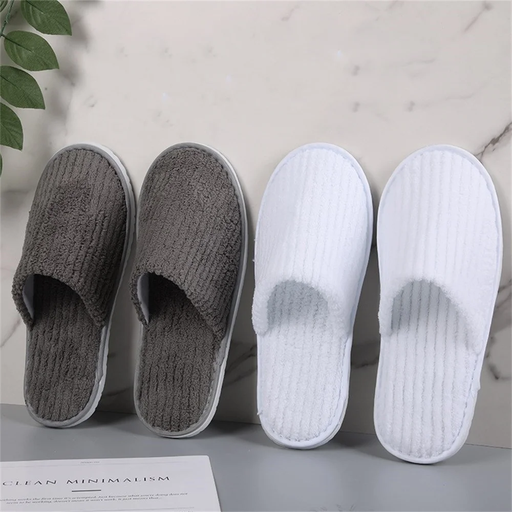 Women Simple Slippers Coral Fleece Flats House Indoor Bedroom Slippers Antumn Winter Warm Cotton Soft Shoes Couples Slippers