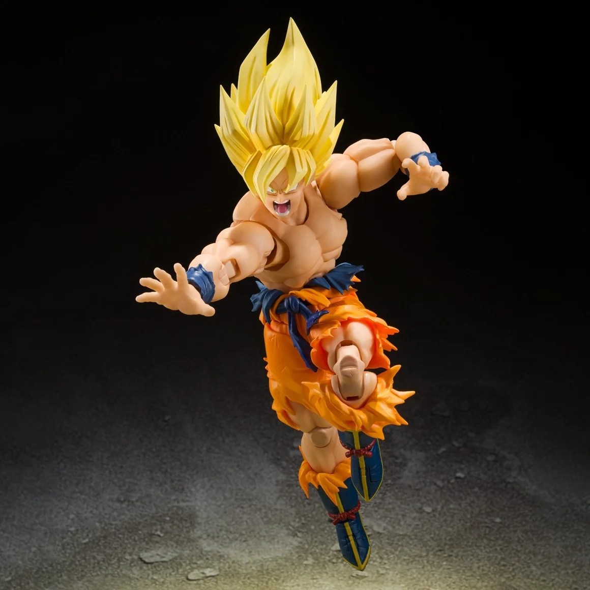 ドラゴンボールZ 孫悟空 アクションフィギュア 伝説の超サイヤ人 孫悟空 S.H.Figuarts PVC 可動式アニメフィギュア 17cm モデル玩具