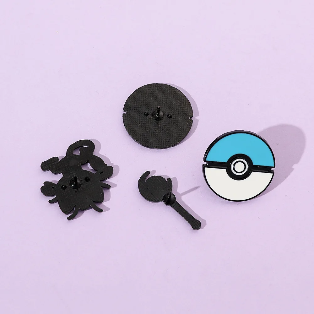 Broche de Anime Pokémon para Crianças, Action Figures, Pikachu, Charizard, Mewtwo, Meowth, Pokémon Ball, Joias Esmaltadas, Pins Bonitos, Presentes de Aniversário