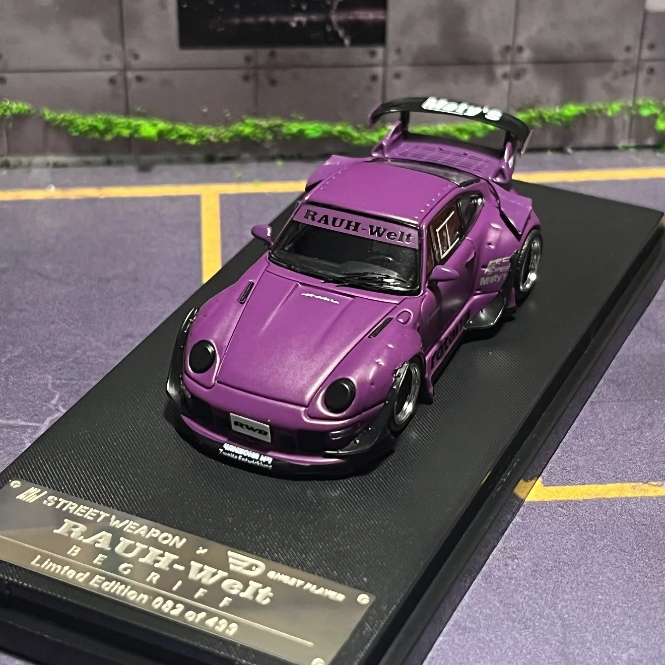 ストリート武器1/64 rwb 993ダイキャストカーモデル