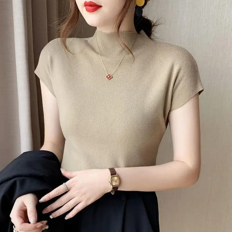 

GELITAYIN Summer New Knitted Solid Casual Shirts Women Short Sleeve Tops Slim Fit Loose Blouse Women Elegant Fashion Simple Ladi