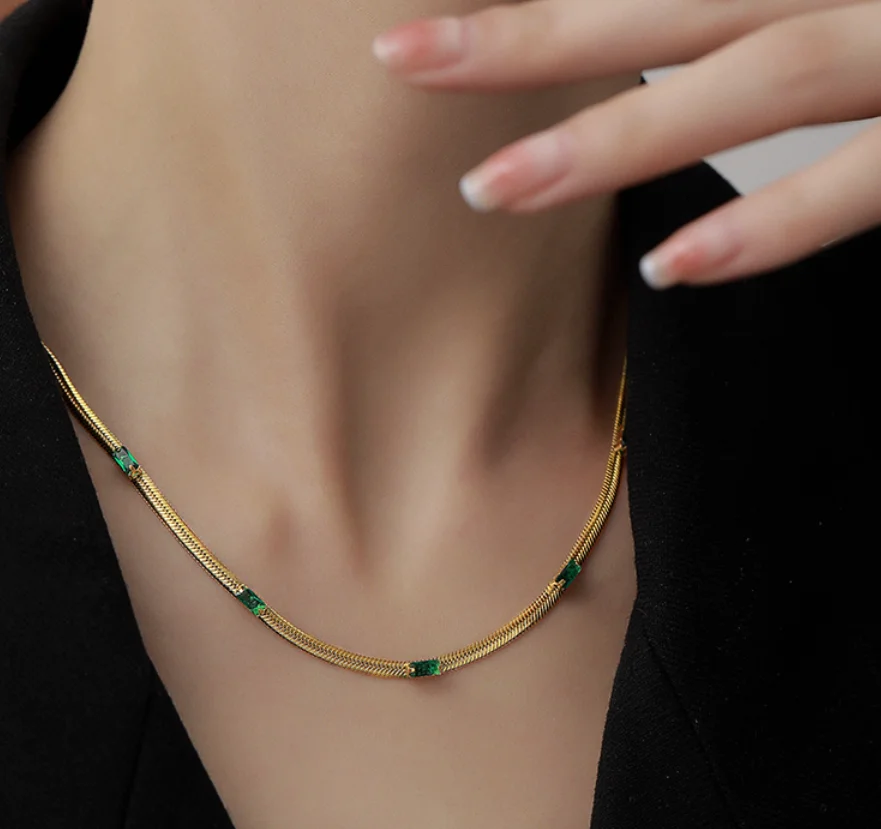 

Simple necklaces emerald zircon chain luxury titanium steel necklaces for women 2023 fashion jewelry