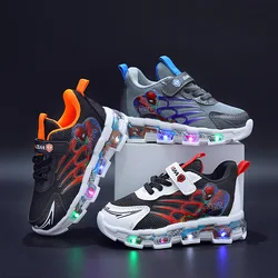 Zapatos informales de dibujos animados para niños, zapatillas con luces Led, fondo suave, malla transpirable, primavera y otoño, Spiderman