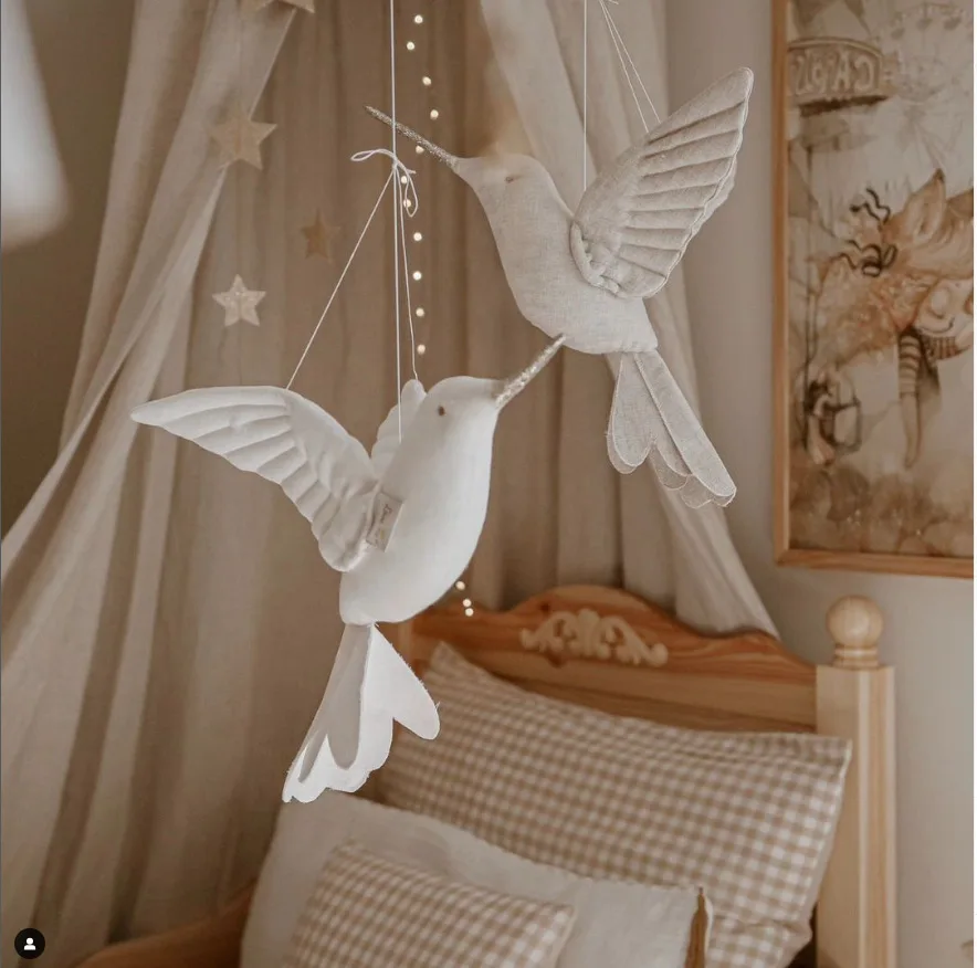 INS Baby Wall Hanging Hummingbird Cartoon Stuffed Animal Plush Toy Bed Hanger Kids Gift Nursery Children Room Decor Photo