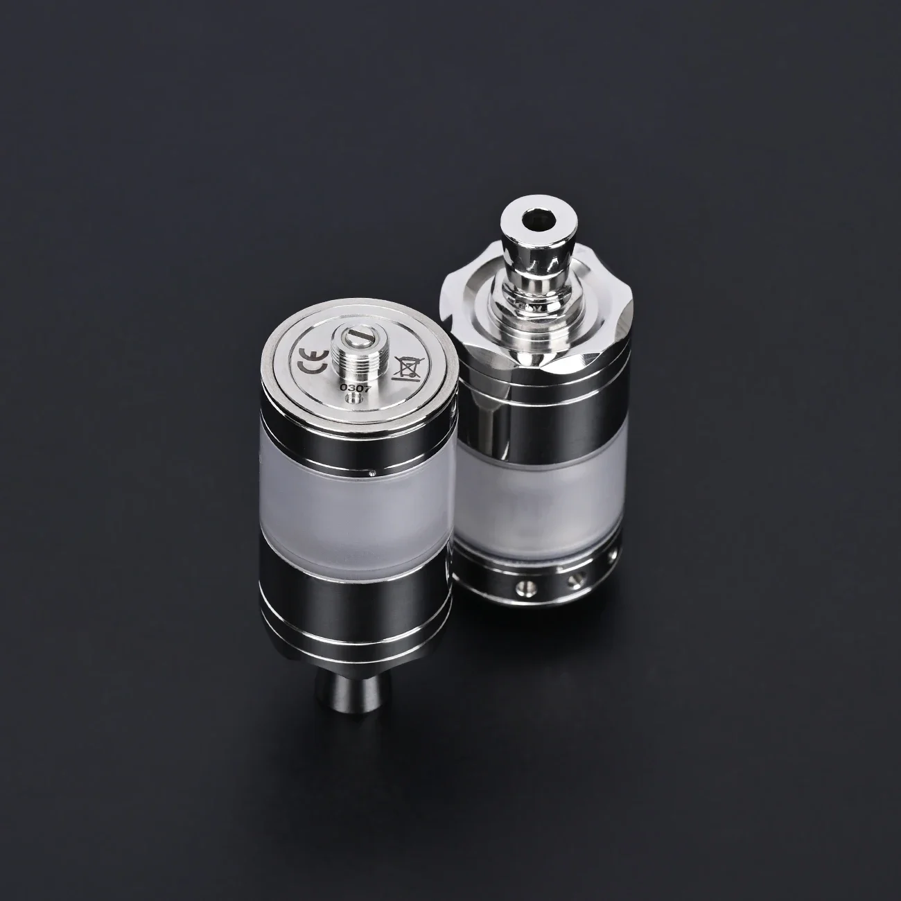 

Wolfcoolvape Diplomat RTA 1:1 Style Atomizer - Polished 23mm, 316 Stainless Steel, 4.5ml Capacity, DL/MTL Usage
