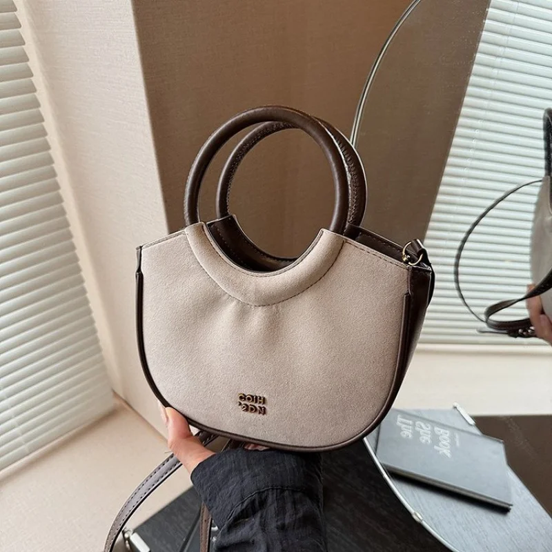 

Chic High-End Leather Classic Messenger Bag With Trendy Letter Logo For Women Business Leisure And Practical Style