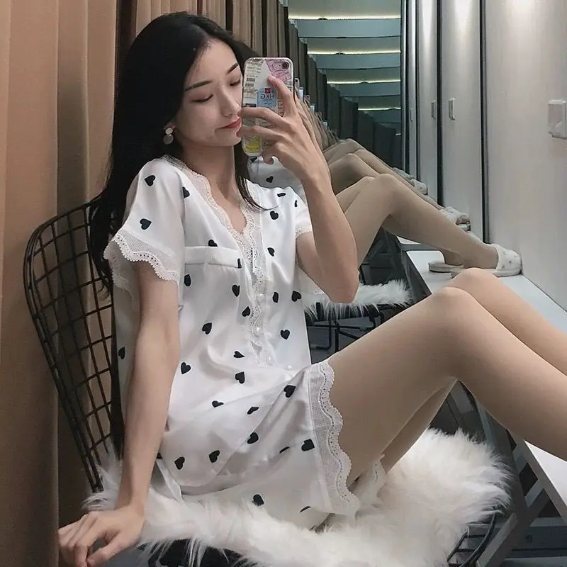 Women Summer Ice Silk Pajamas Korean Style Short Sleeve Quick Dry Comfortable Home Clothes V-neck Lace Buttons Top & Shorts Set