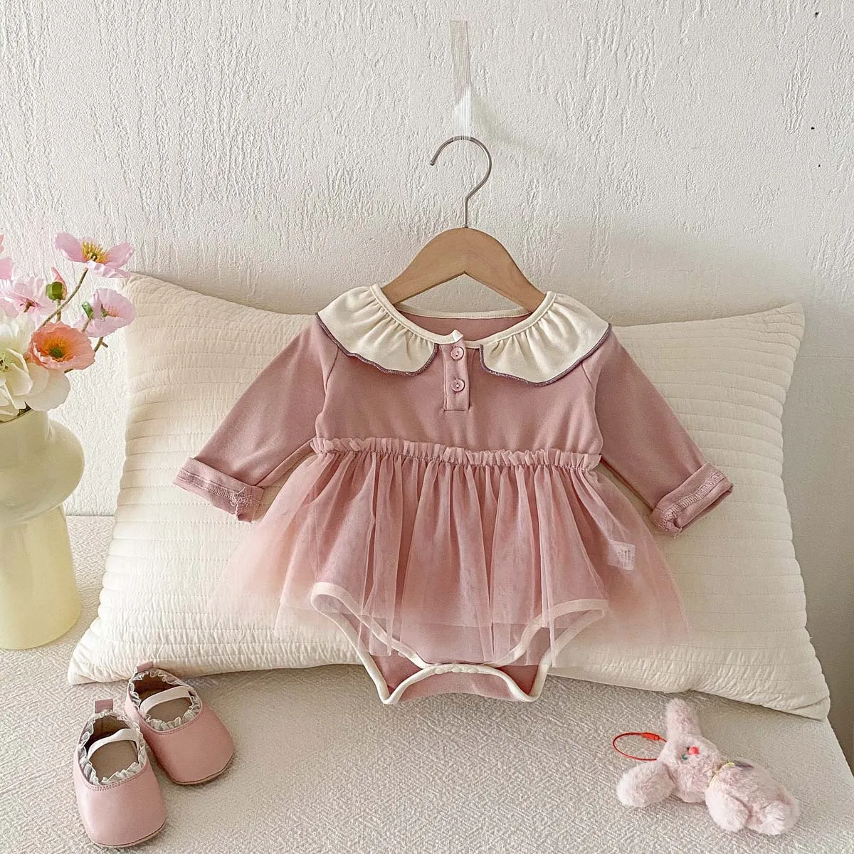 Girls' jumpsuit for spring and autumn, 25 new styles stylish baby clothes, cute doll collar clothes princess mesh clothes Romper