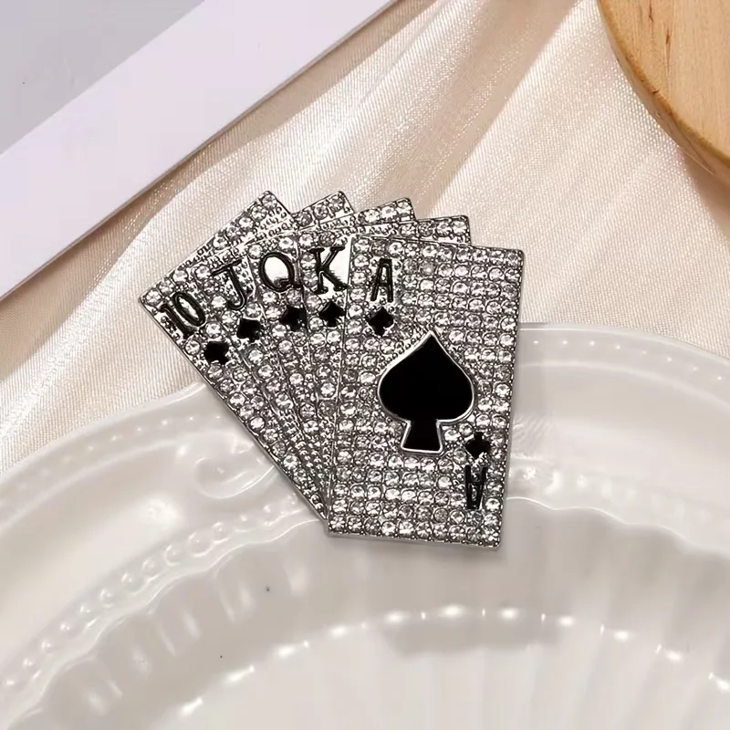 1 Elegant Poker-Shaped Pin - Sparkling Black Square Design, Suitable for Daily Wear or as a Gift, a Seasonal Accessory