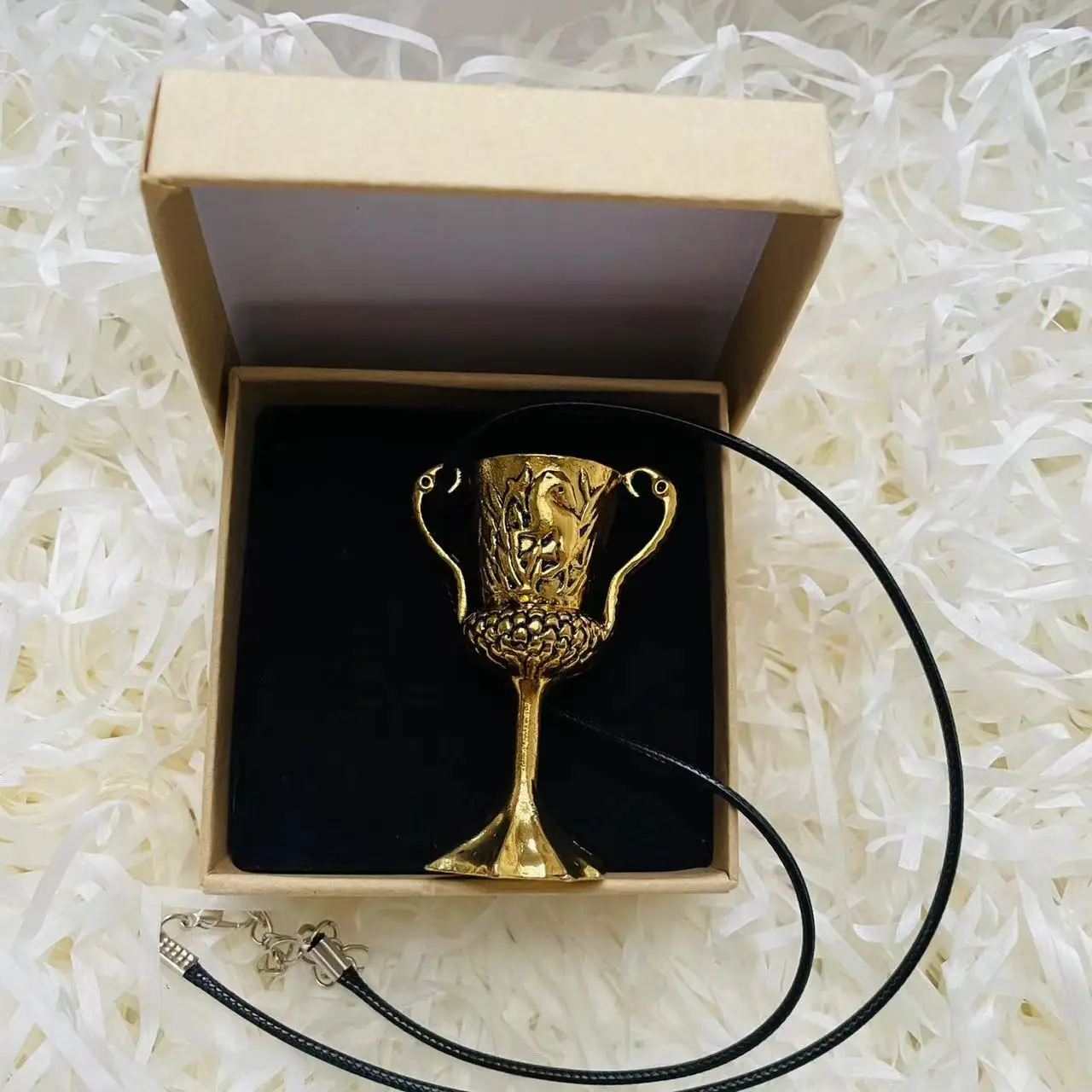 

Magic World Cos Prop Golden Cup Pendant Necklace Cup Gift Box or Sack 2PCS Set Easter Halloween Christmas Thanksgiving Gift