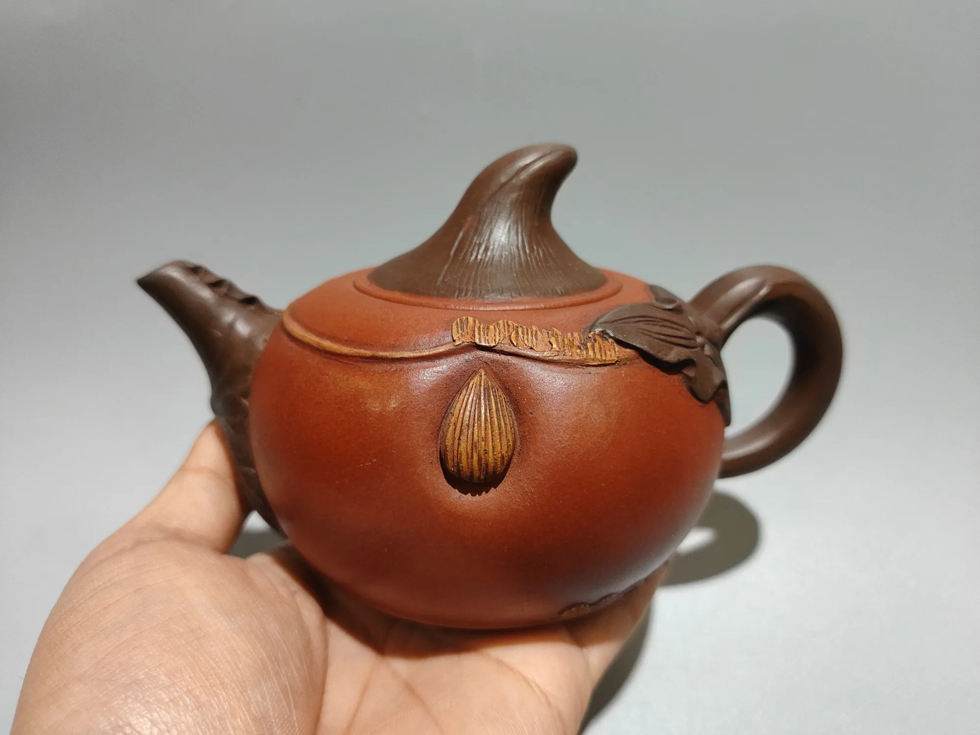 Purple teapot Yixing Purple Clay Teapot Two tone teapot Melon shaped pot Water chestnut pot Kettle tea ceremony