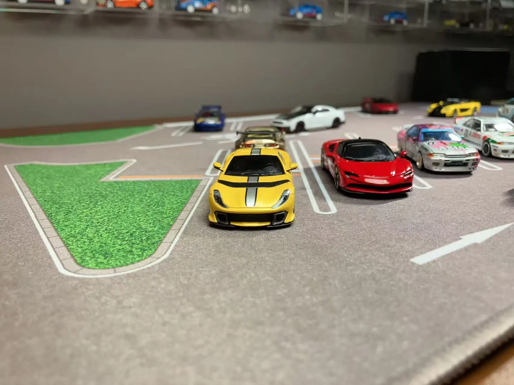 Plot großes Mauspad im Maßstab 1:64, Daikobu Park Japan JDM, nicht im Lieferumfang enthalten, Modellauto-Display, Spielzeugautos, nicht im Lieferumfang enthalten, 80 cm x 40 cm