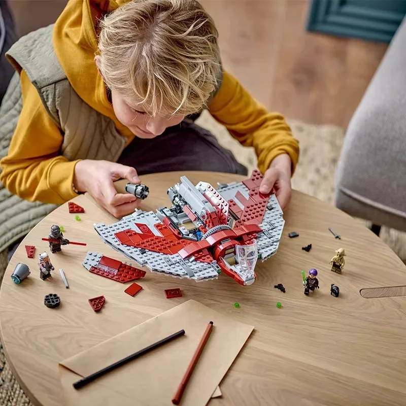 

MOC Building Block Space Wars Series Red Spaceship Creative Brick Model Education Toy Birthday Adults Gifts MOC-232311 745PCS