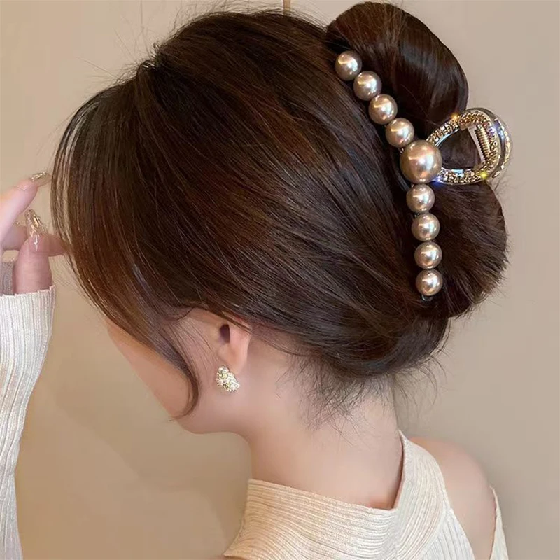 Women's advanced rhinestone grip stylish social media influencer hair clip pearl hair accessory