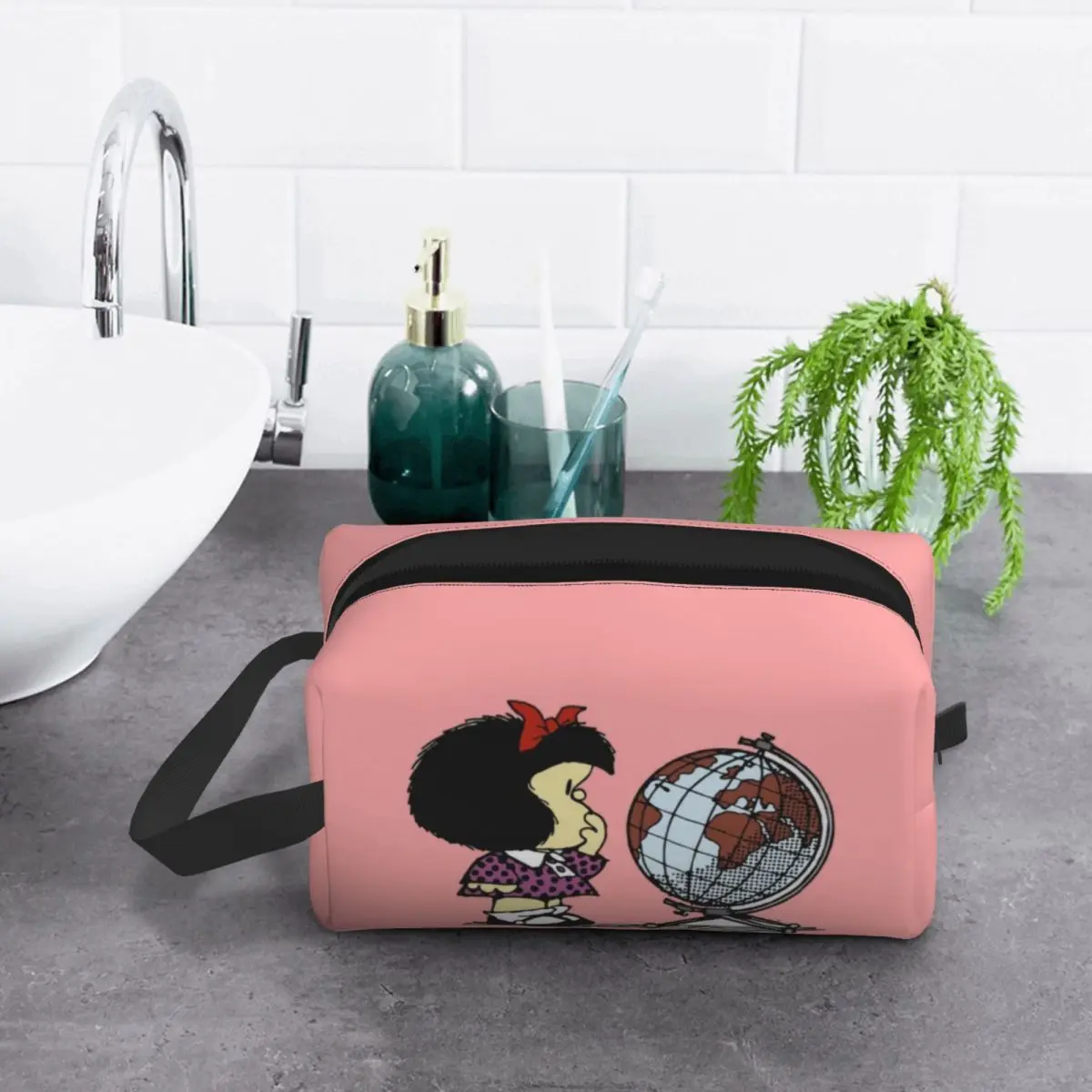 Borsa da toilette da viaggio personalizzata Mafalda World Fashion Quino Cartoon Cosmetic Makeup Organizer per le donne Beauty Storage Dopp Kit Box