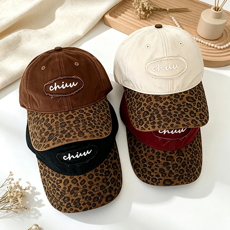 Baseballkappe im Retro-Leopard-Stil mit Stickerei für Damen, vielseitig einsetzbar, koreanischer Stil, Farbblockdesign, kaschierend, mit Entenschnabelkrempe