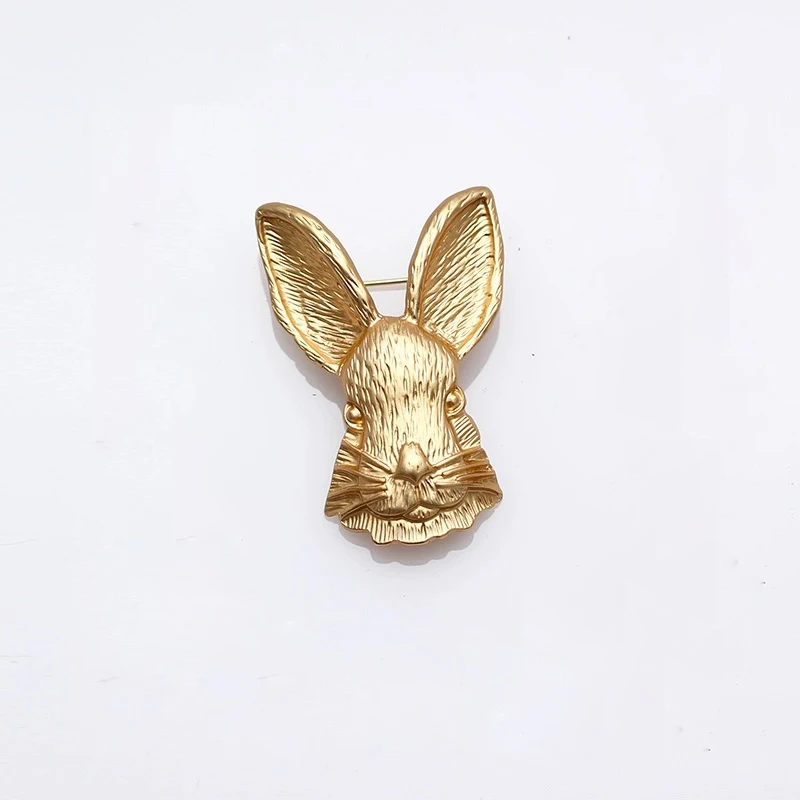 Muylinda Fashion Vintage Rabbit Animal Brooch Yellow Rabbits Butler Brooches Jewelry Best Gifts Pin Accessories