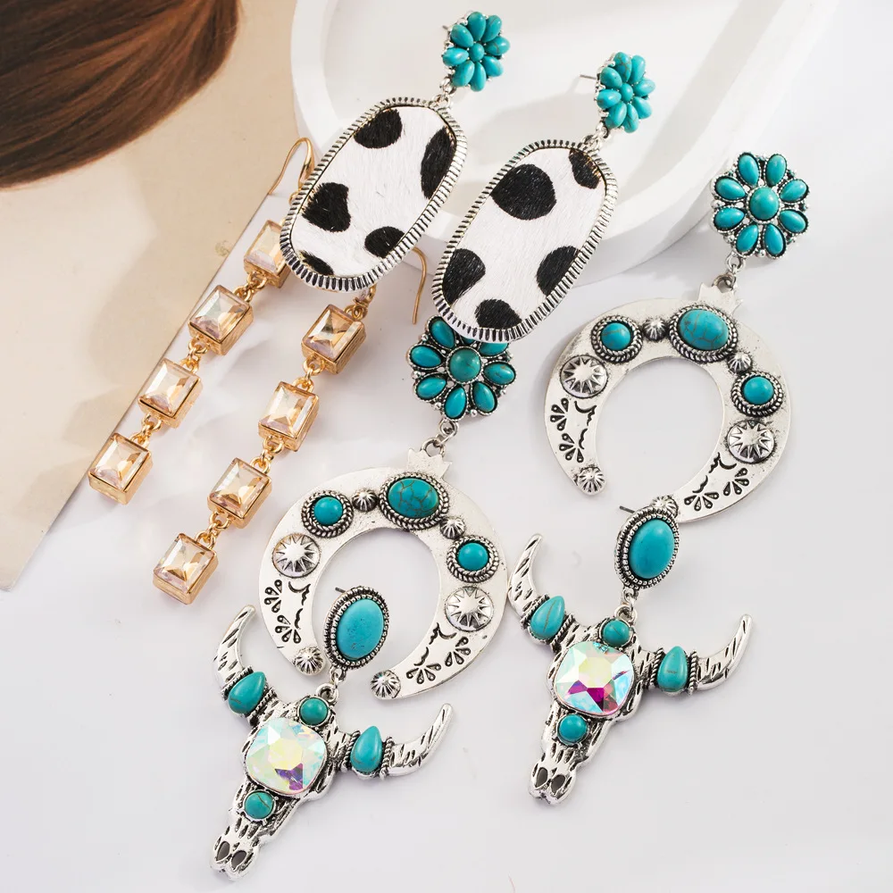 Silver Color Bull Skull Stud Earrings Bull Skeleton Cowboy Jewelry Women\'s Burnished Turquoise Squash Blossom Earrings Wholesale
