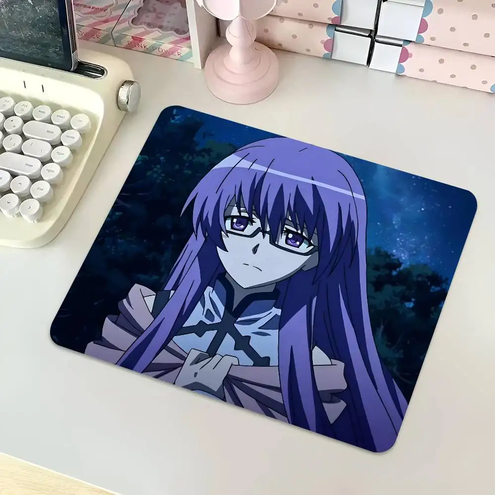 Anime Akame Ga Kill Mousepad Small LockEdge Mouse Pad For Gamers Computer Desk Pad Rectangular Anti-slip Rubber