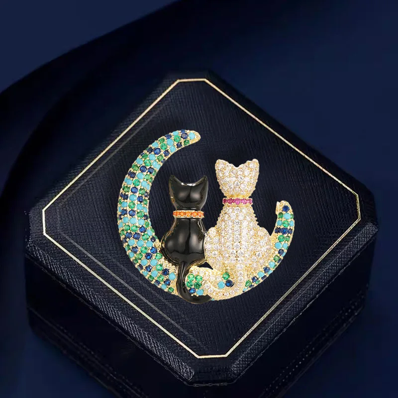 

High Quality Popular Cute Moon Cat Brooch Women animal corsage Pin Suit Scarf Accessories