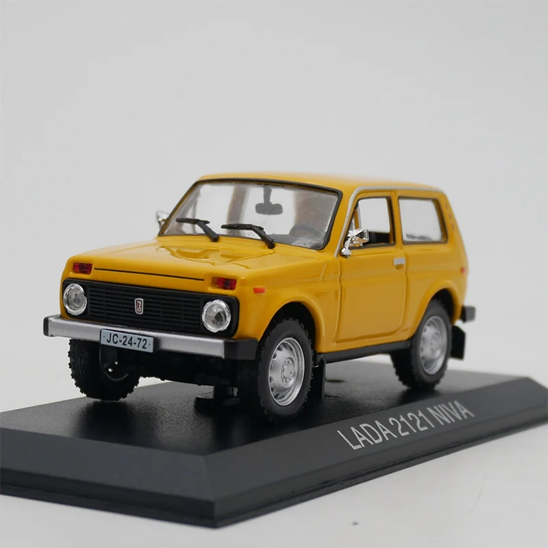 

IXO Diecast Original 1:43 Scale Lada 2121 Niva Soviet Simulation Alloy Car Model Static Display Collectible Toy Gift Souvenir