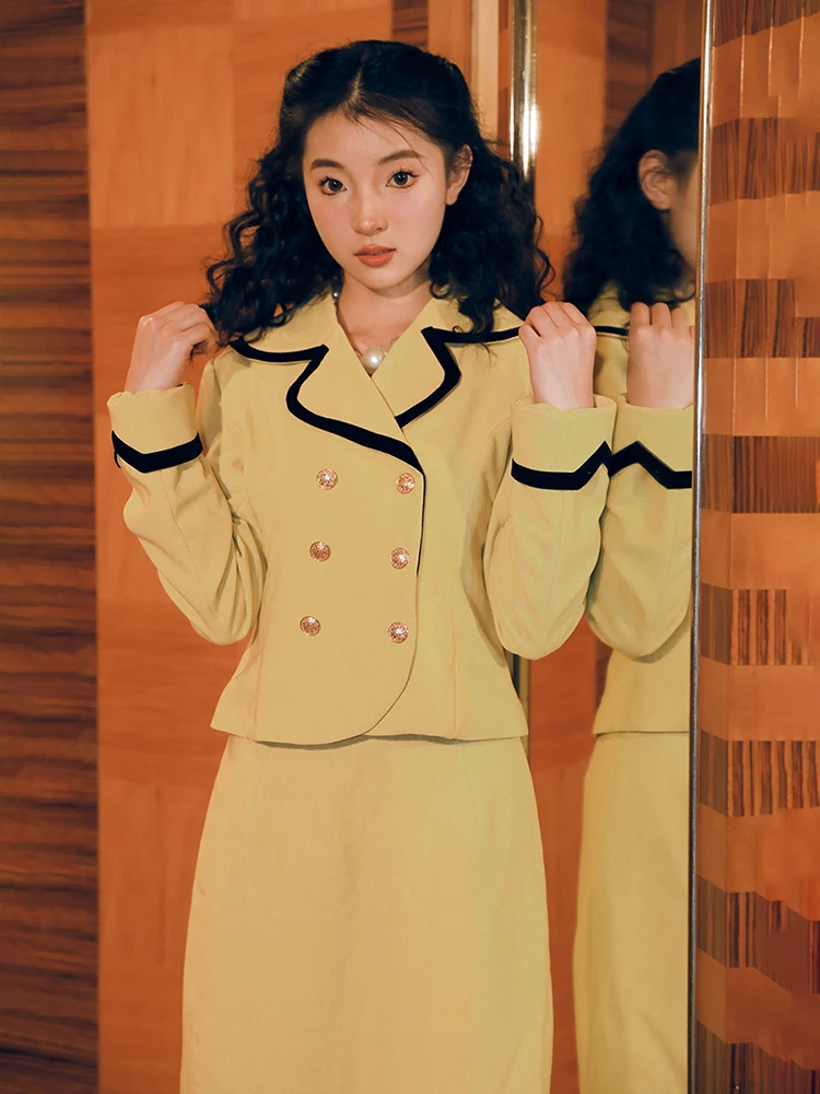 Nanjun Vintage Luxury Yellow Suit Set Elegant Fashion Ensemble Polyester Long Sleeve Button up Design Ideal for Autumn