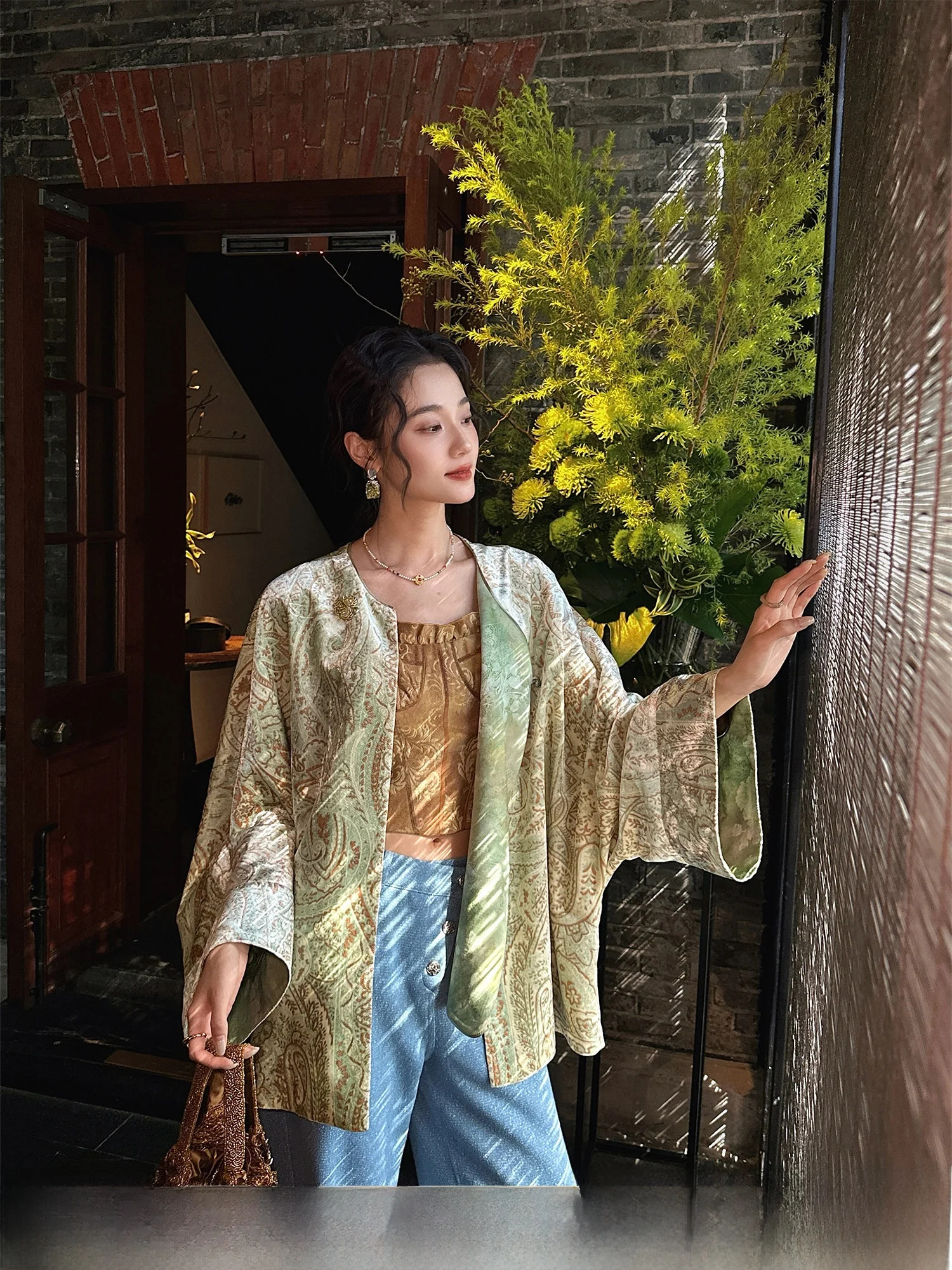 

Sanji Bla Flower New Chinese Sle Velvet Jaet Women's 2025 New Autumn Very Beautiful This Year's Trendy Commute Sle Lo...
