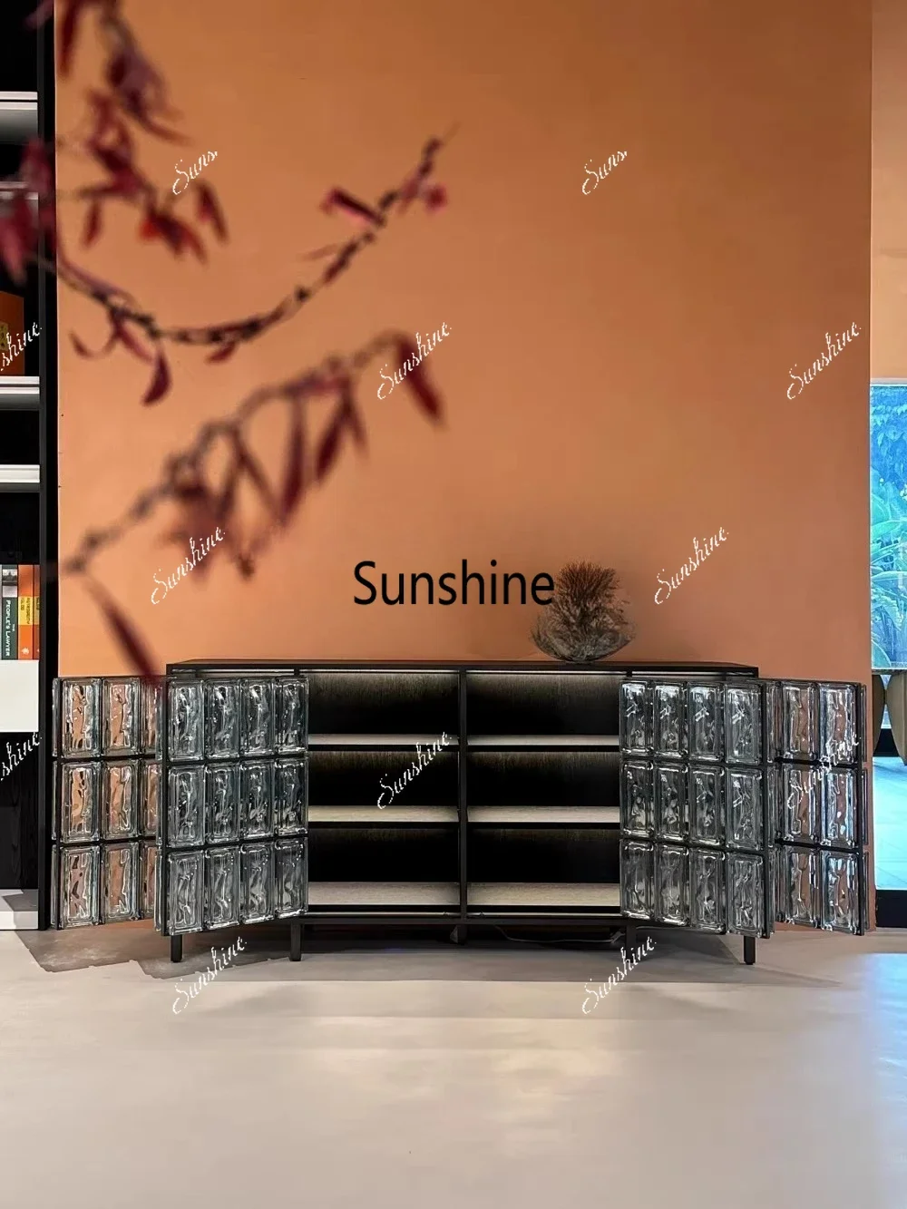 

Italian minimalist high-end crystal glass brick dining side cabinet Home art antique style locker Villa storage cabinetTJ